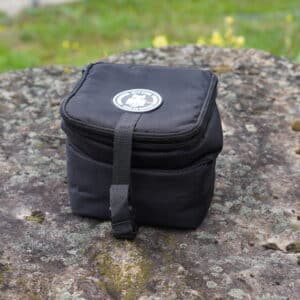 Diycon Einsatztasche auf dem Stein